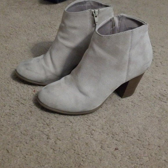 Old Navy Shoes - Ankle Booties